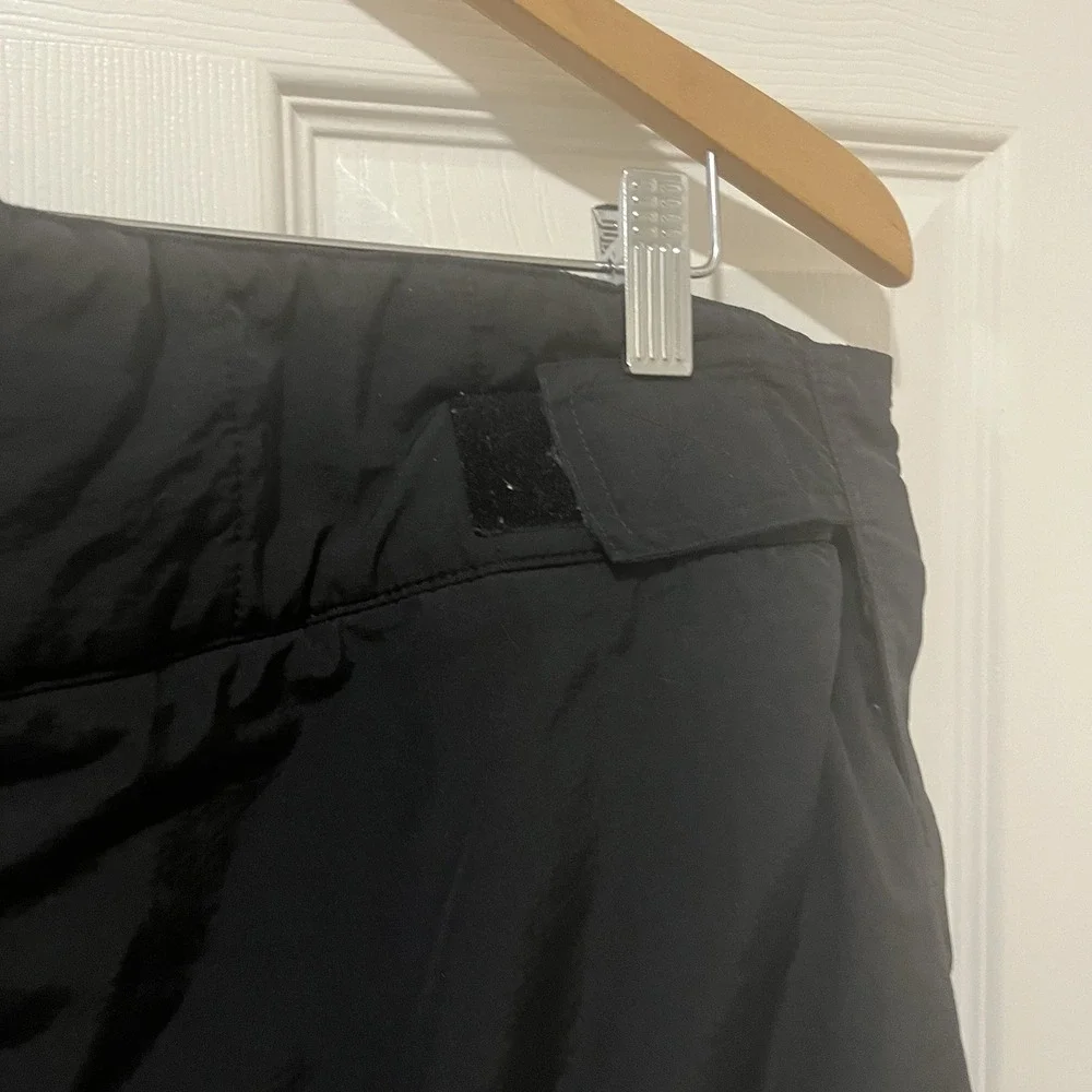Obermeyer Mens XL Short Black Insulated Ski Snowboard‎ Pants Adjustable Waist